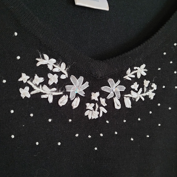 April Cornell | Black Embroidered Short Sleeve Knit Top - Picture 4 of 10